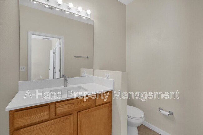 Building Photo - 1413 Retreat Cir