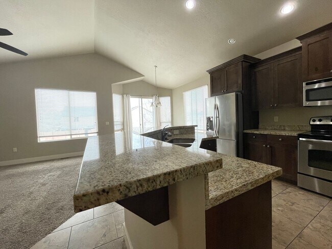 Building Photo - Great Riverton Home Now Available!