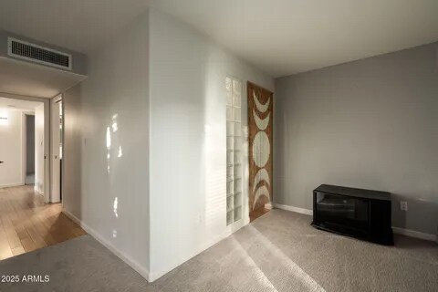 Building Photo - 13034 N 8th Ave