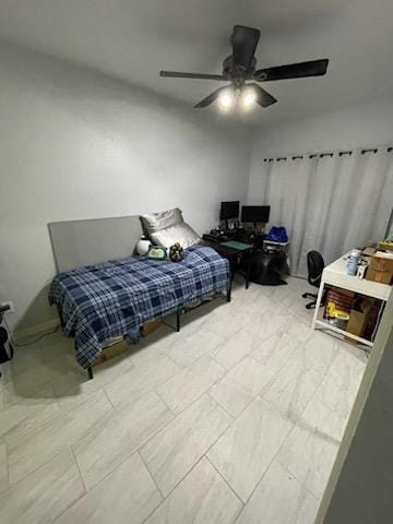 Building Photo - 806 W 24th St