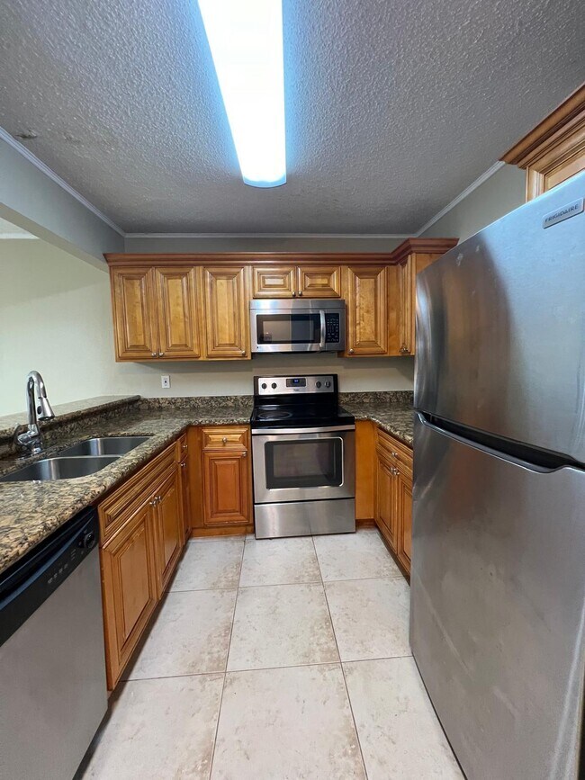 Building Photo - 1520 Windorah Way