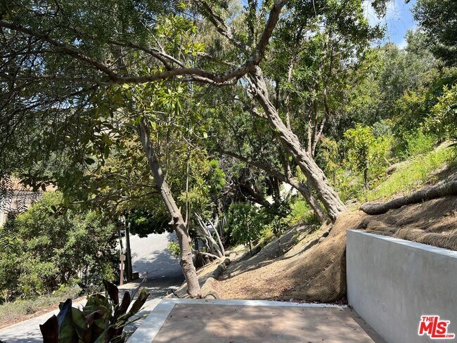 Building Photo - 20762 Rockpoint Way
