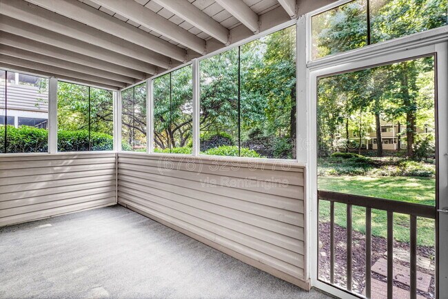 Building Photo - 806 Wynnes Ridge Cir