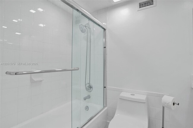 Building Photo - 2501 S Ocean Dr