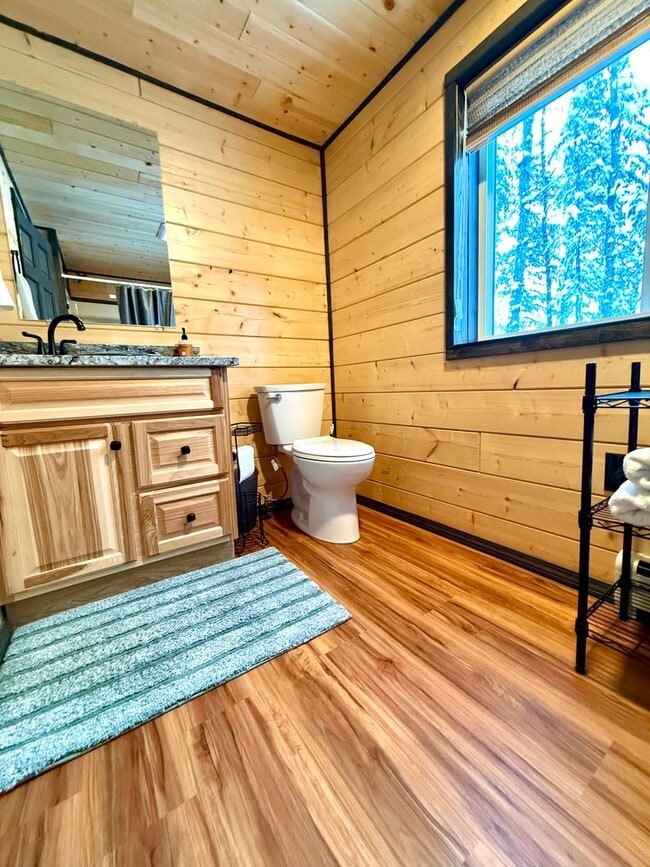 Building Photo - 49179 Scorpio Ct