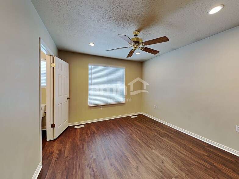 Building Photo - 2906 W 2075 S