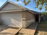 Building Photo - 108-110 Prosperity