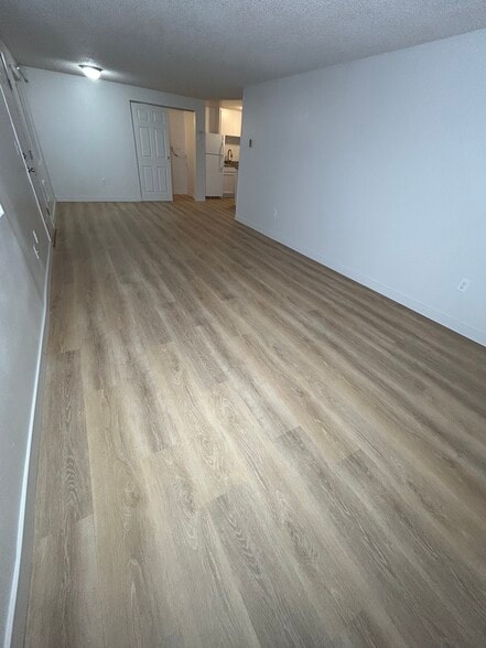 Building Photo - 720 N 25th Ct