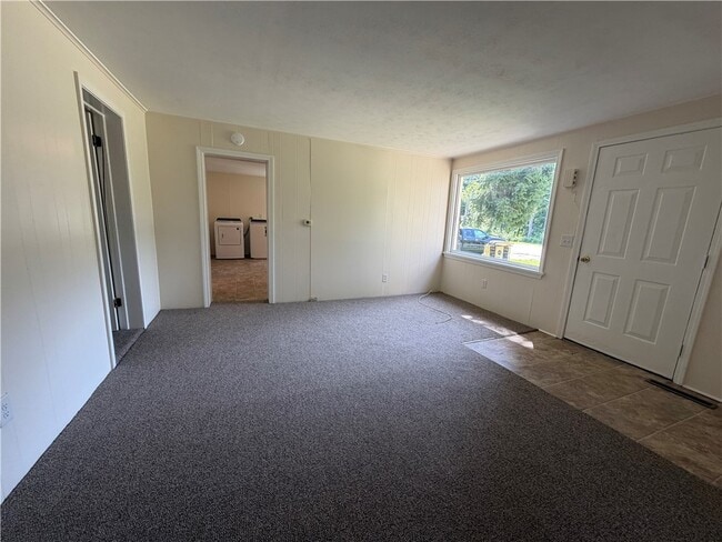 Building Photo - 1846 Ridge Rd