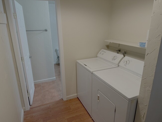 Building Photo - 5542 Gilmore Rd