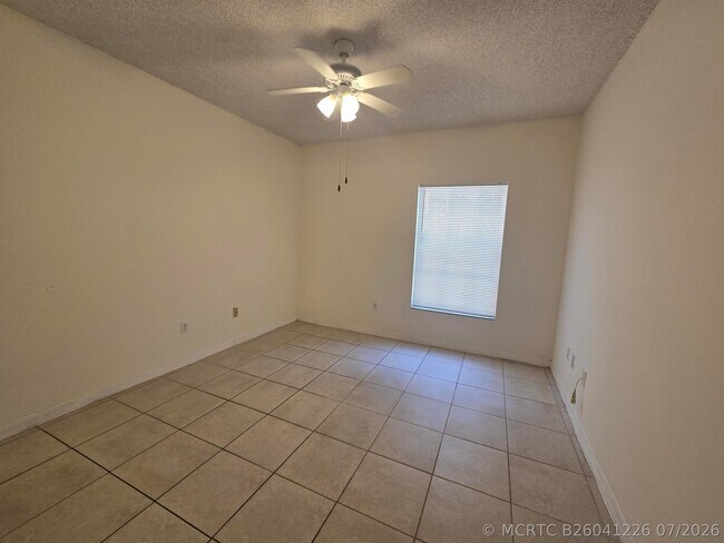 Building Photo - 10306 Fox Trail Rd S