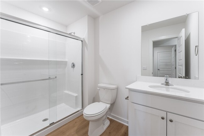 Building Photo - 103 S Maroon Ave