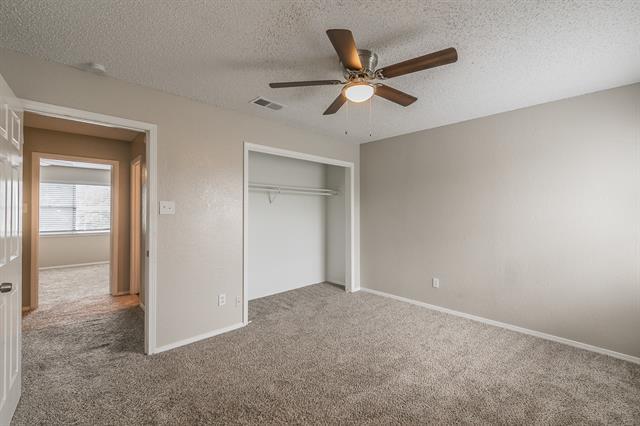 Building Photo - 2762 Parkchester Dr