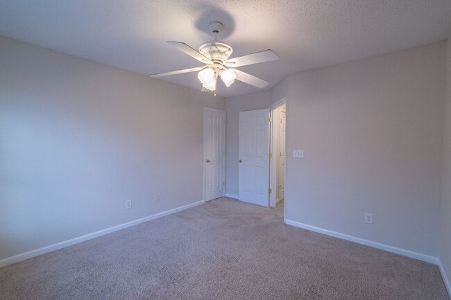 Building Photo - Spacious Home with Oversized Bedrooms & Op...