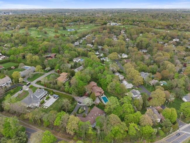 Building Photo - 4 Mohican Trail