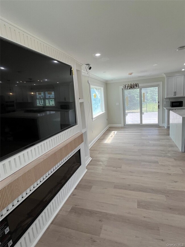 Building Photo - 4 Glen Ct