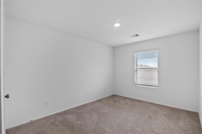 Building Photo - 3034 Twisted Myrtle Dr