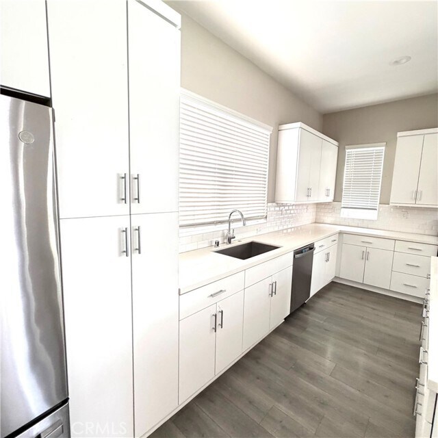 Building Photo - 981 E Mason Ln