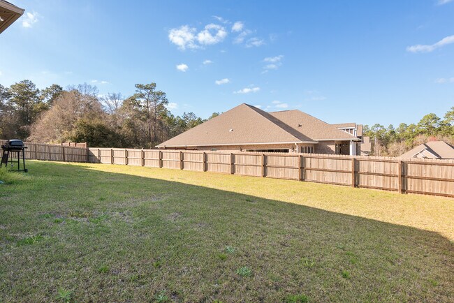 Building Photo - 9599 Pebble Stone Dr