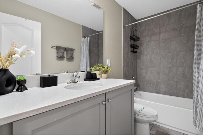 Building Photo - 632 Benoi Dr