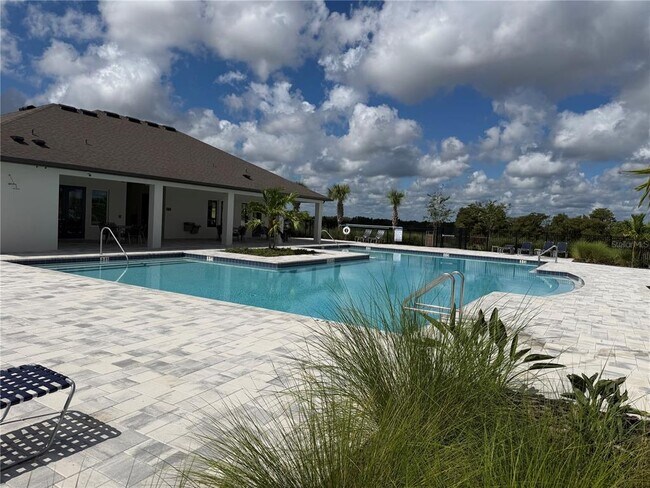Building Photo - 17334 Beachgrass Aly