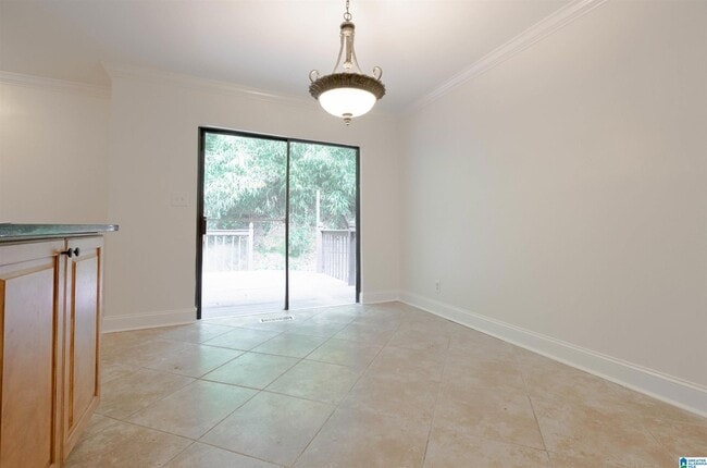 Building Photo - 3612 Chaumont Dr