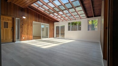 Building Photo - Remodeled Spacious 4Bed/3Bath House Home in El Cerrito!