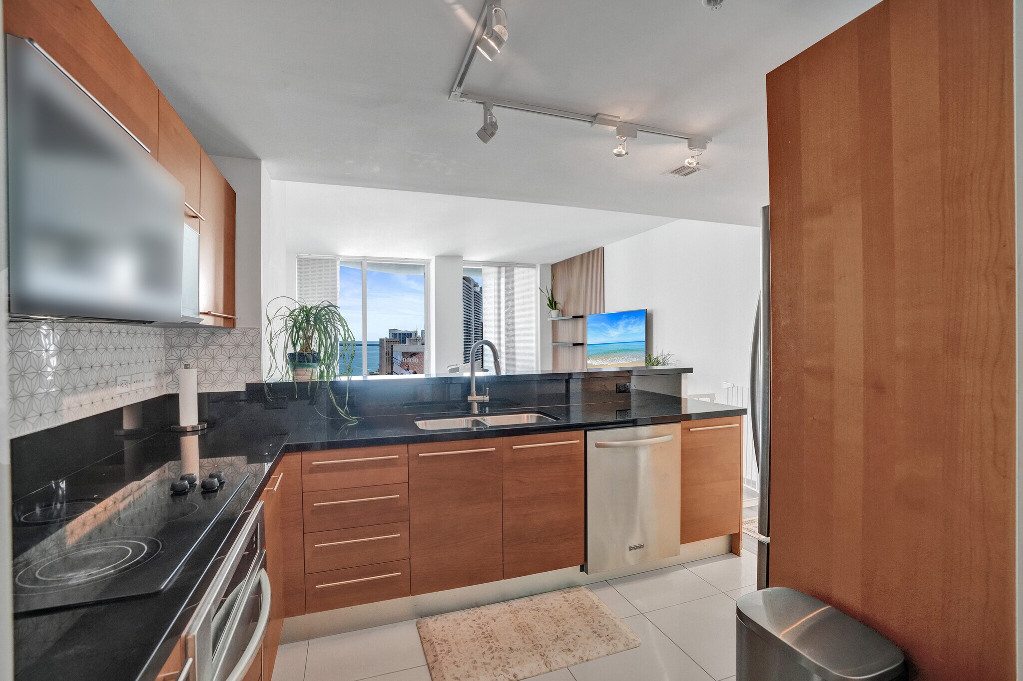 Building Photo - 244 Biscayne Blvd