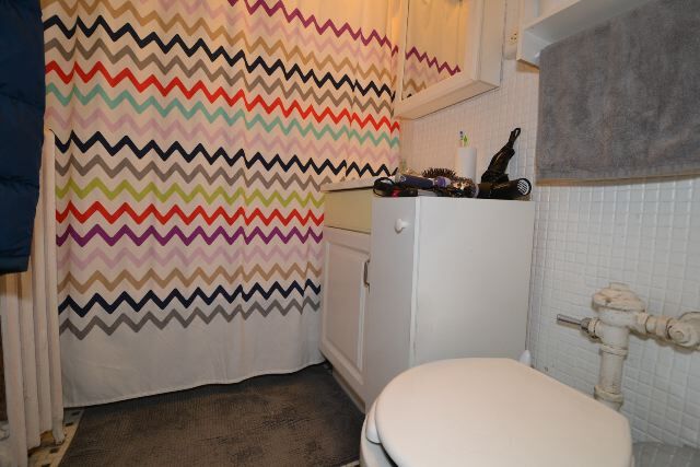 Building Photo - 2115 N Dayton St