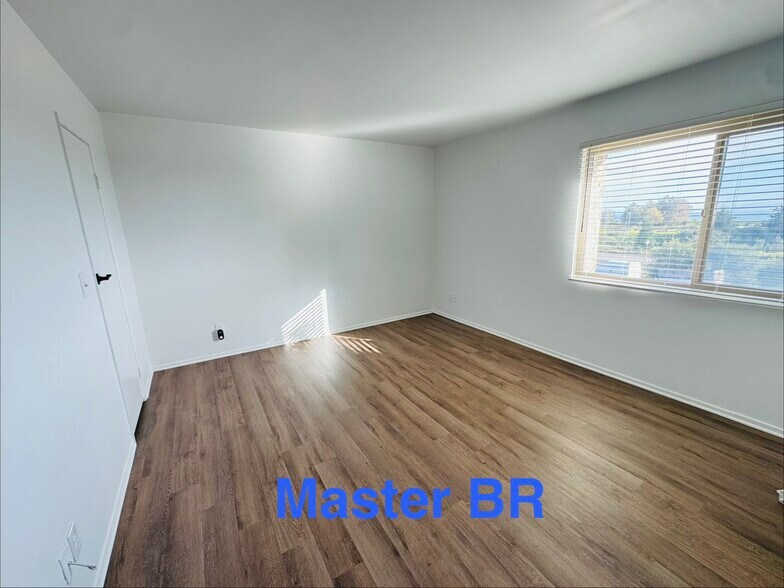 Building Photo - 1010 Bailard Ave