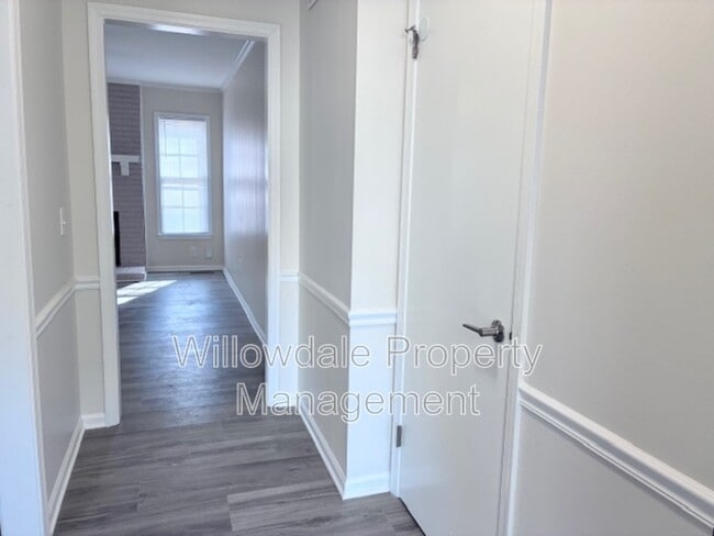 Building Photo - 6640 Keystone Dr