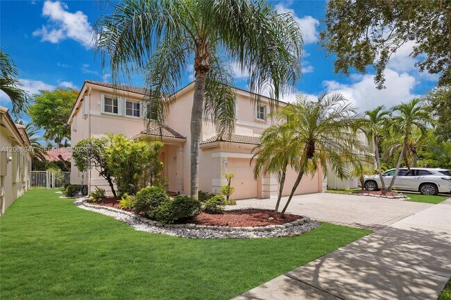 Building Photo - 4312 Laurel Ridge Cir