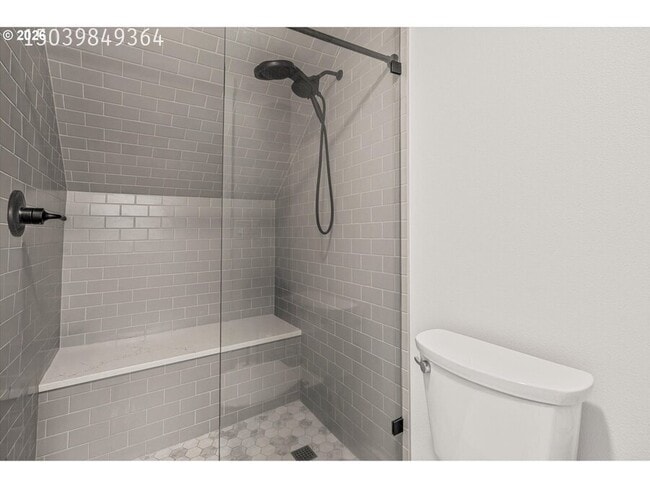 Building Photo - 310 N School St