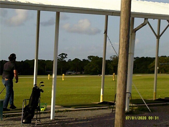 Building Photo - 945 Luna Terrace