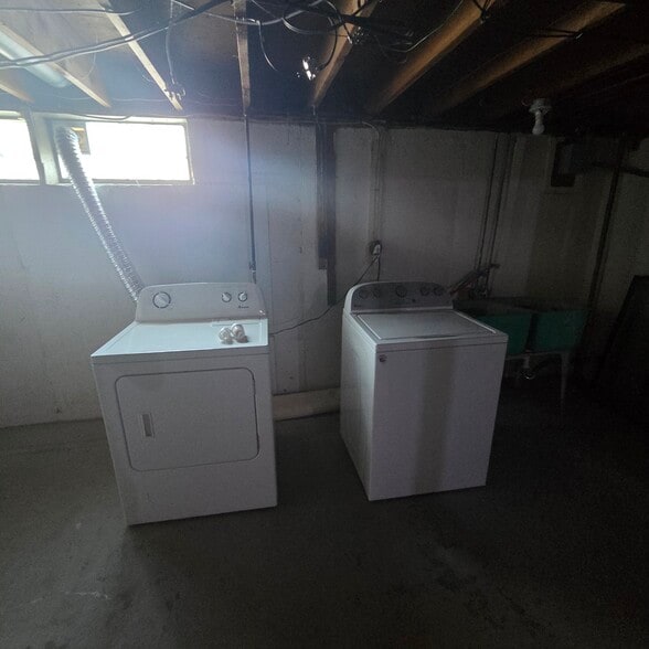 Wash and Dryer - 245 Greenmeadow Dr