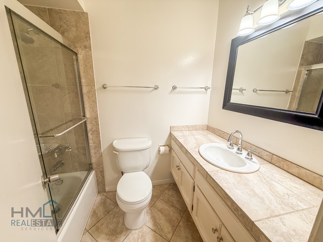Building Photo - Del Mar Beach Club 2bd/2ba Condo