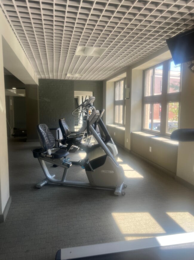 EXERCISE ROOM - 333 Julia St