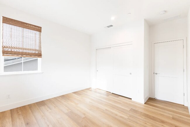 Building Photo - 7511 Amonde Wy