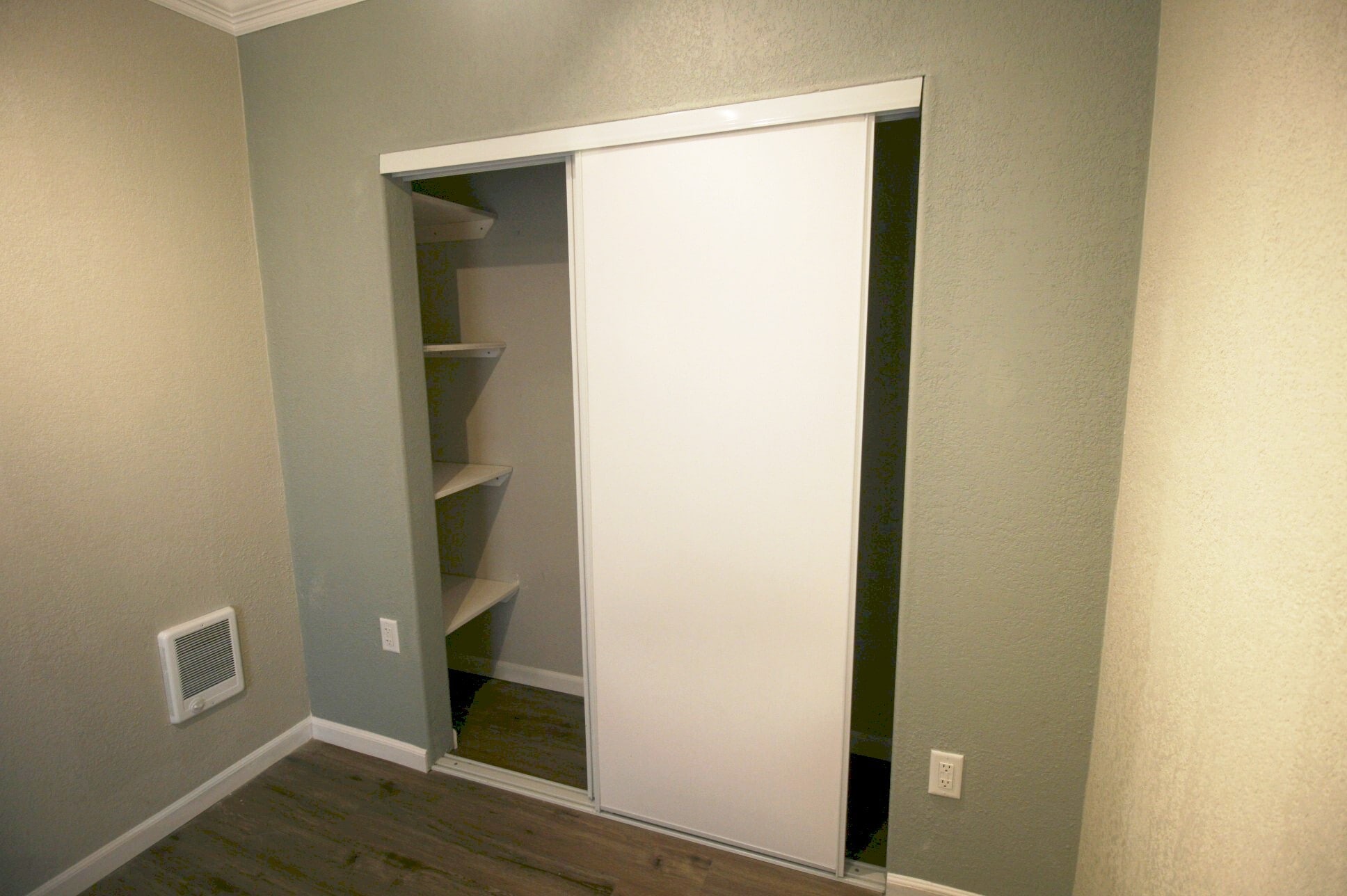 Building Photo - 1515 SE Mill St