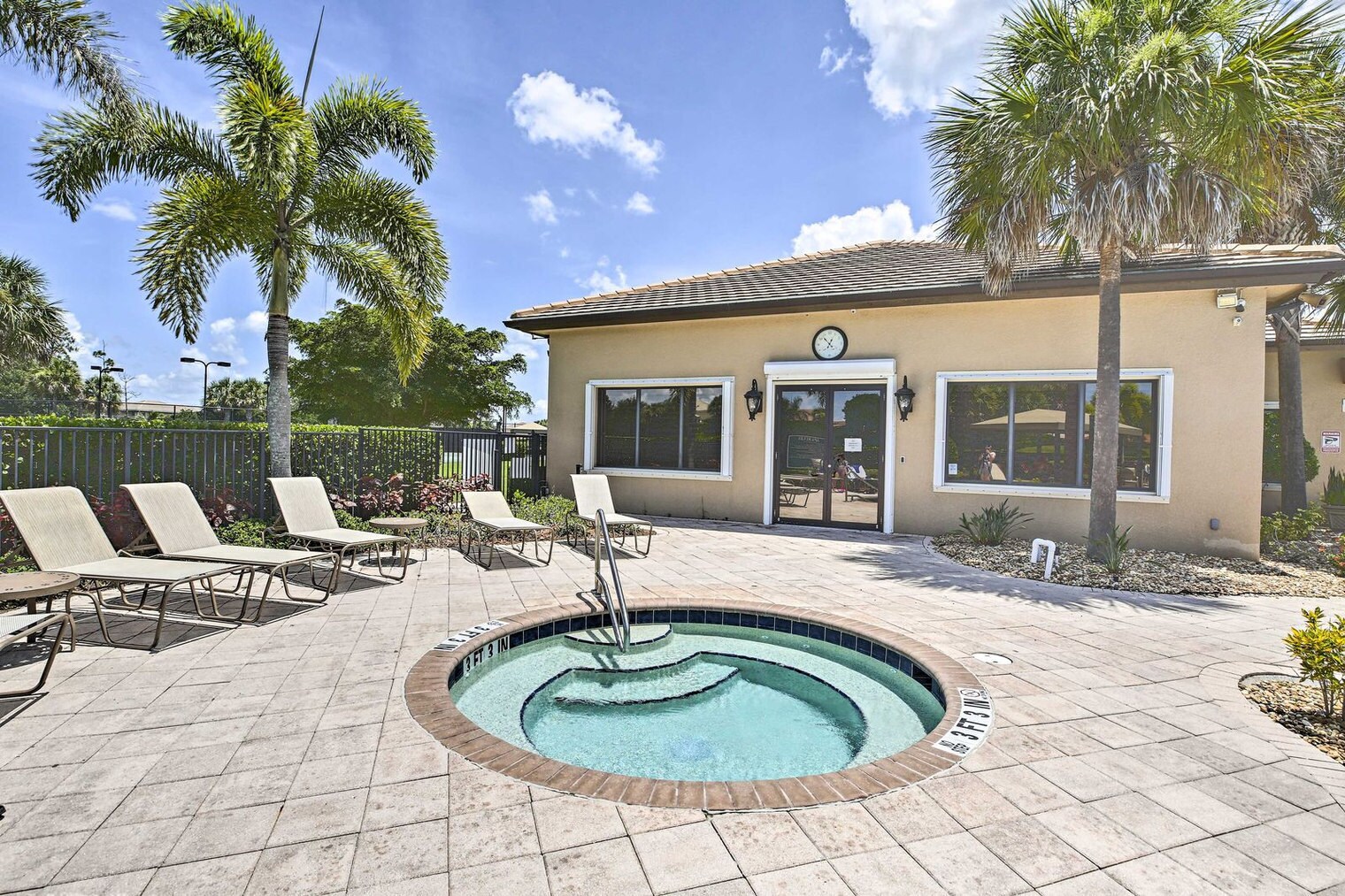 Building Photo - 10280 Crepe Jasmine Ln