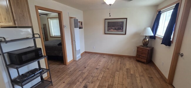 Building Photo - 1150 E Jackson St