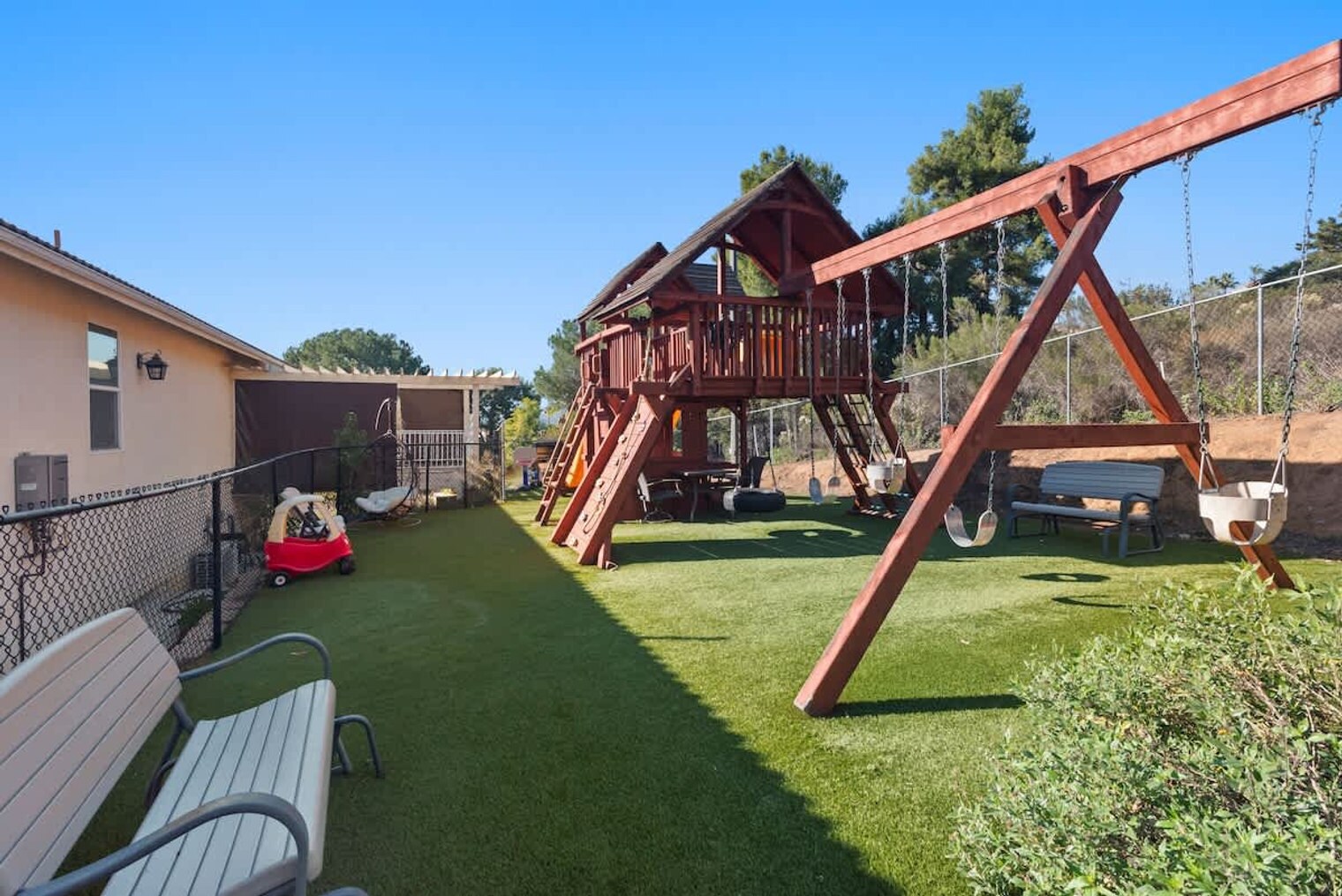 Building Photo - 17055 Rock Rd