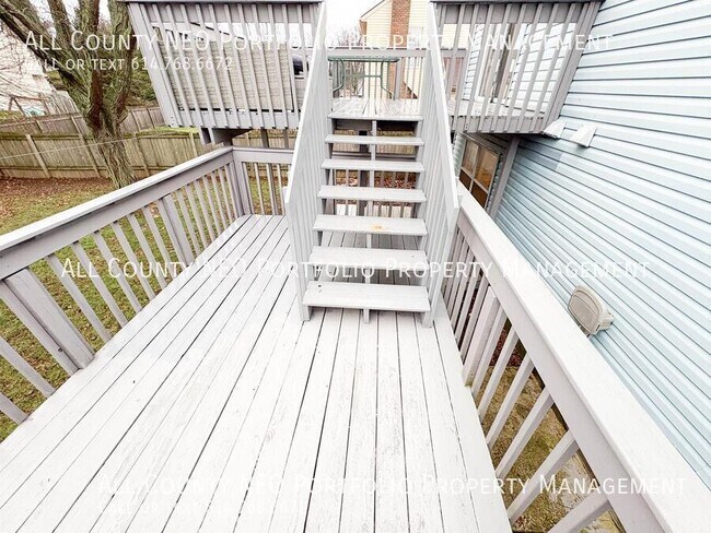 Building Photo - 522 Warwick Ln