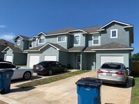 Building Photo - Townhome for rent