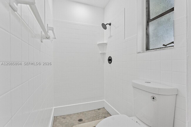 Building Photo - 2610 NW 83rd Ave