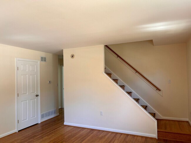Building Photo - Annapolis Single Family Home