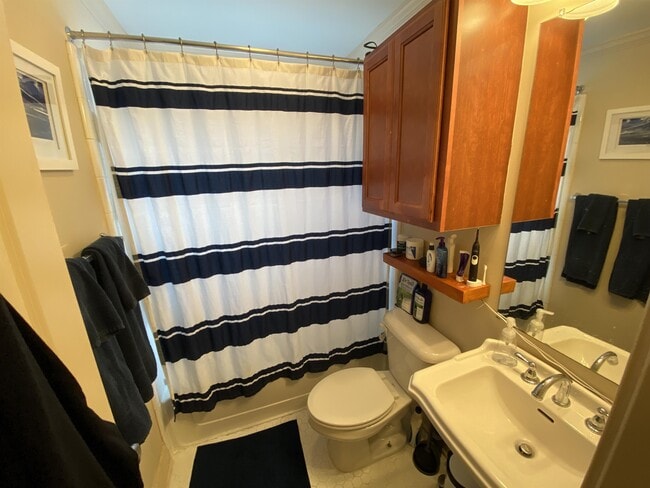 Building Photo - 48 Peachtree Ave NE