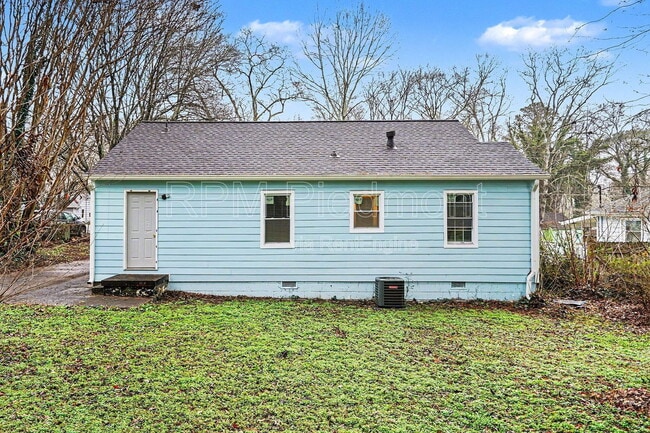 Building Photo - 2135 Jernigan Dr SE