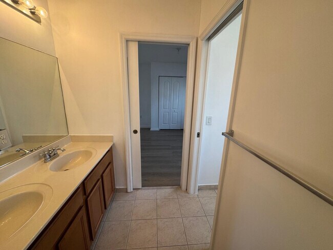 Building Photo - 14044 SW 276th Way