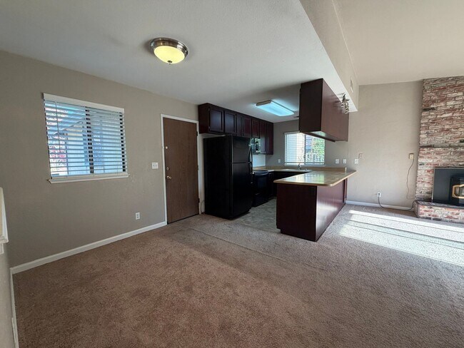 Building Photo - 7724 Woodchuck Way